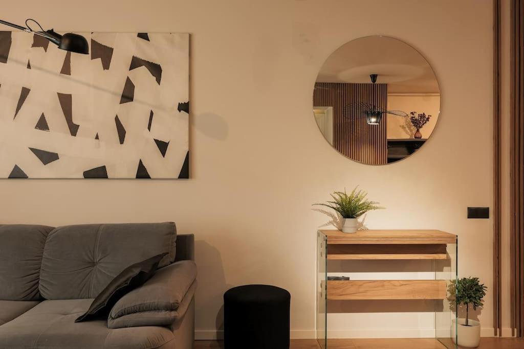 Nest Inn Magic Apartment クルージュ＝ナポカ エクステリア 写真