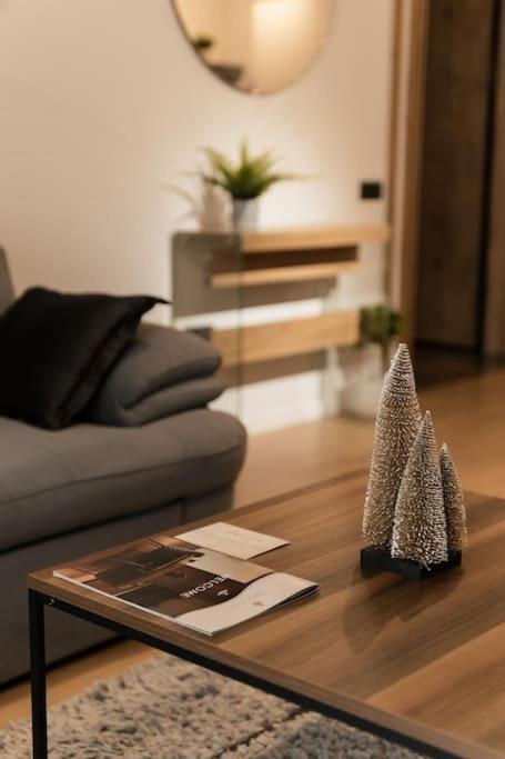 Nest Inn Magic Apartment クルージュ＝ナポカ エクステリア 写真